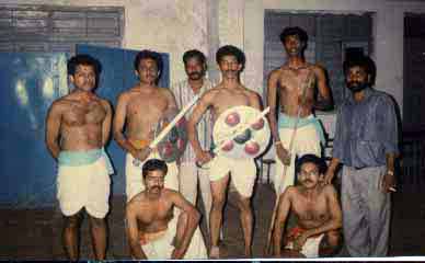 STUDENTS GROUP PHOTO AT BOMBAY