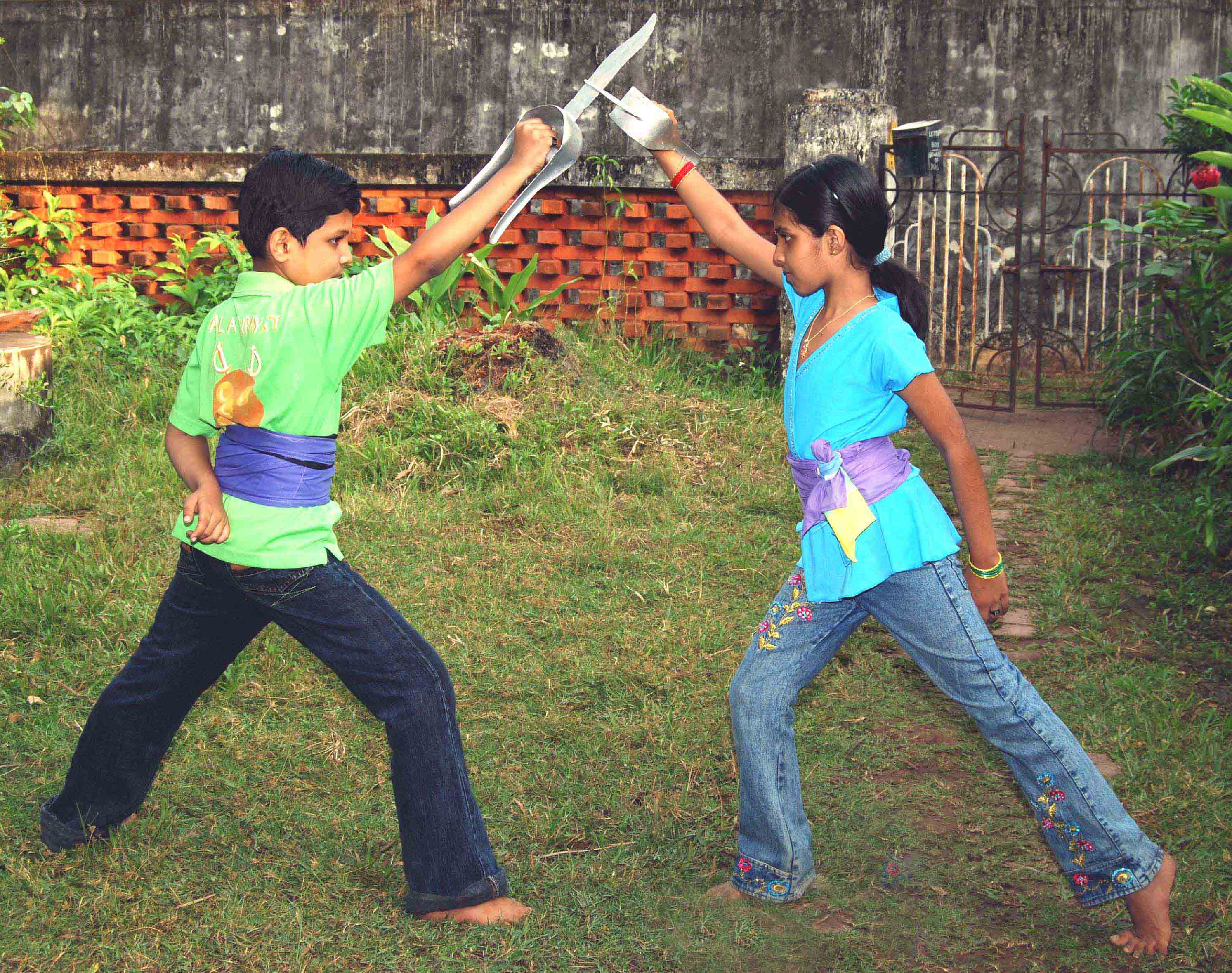 weapon practicing kids